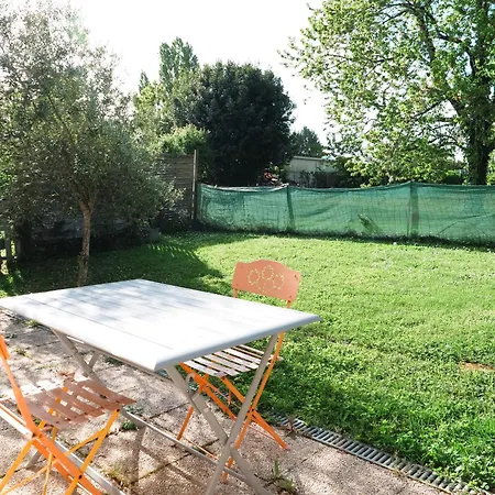 L'escapade T3 Avec Terrasse Privative Apartment Lussac-les-Châteaux